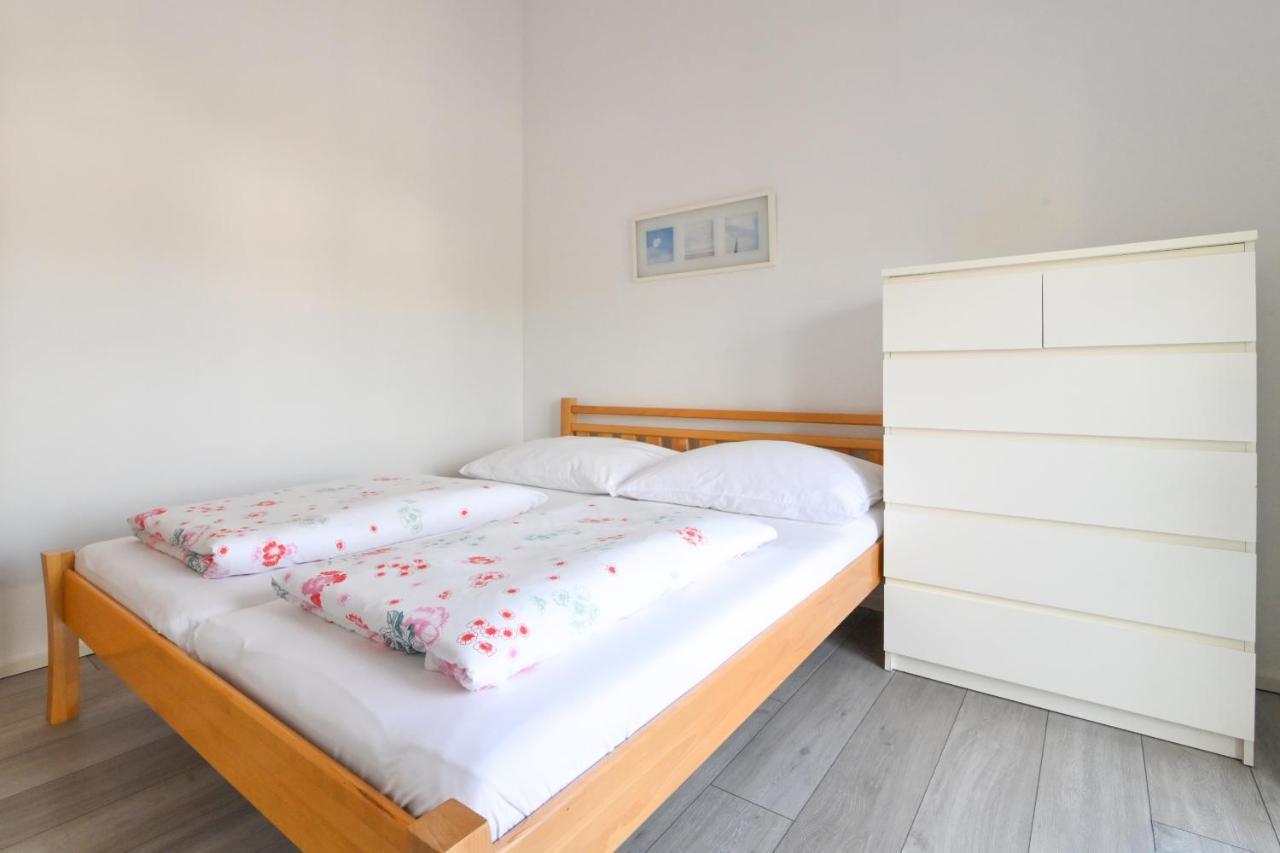 Apartments Basic Sveti Anton 88 Malinska Exterior foto